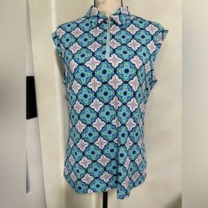 🧑‍🎄⭐️ Emeral 18 Short Sleeve Top. Size Large EUC